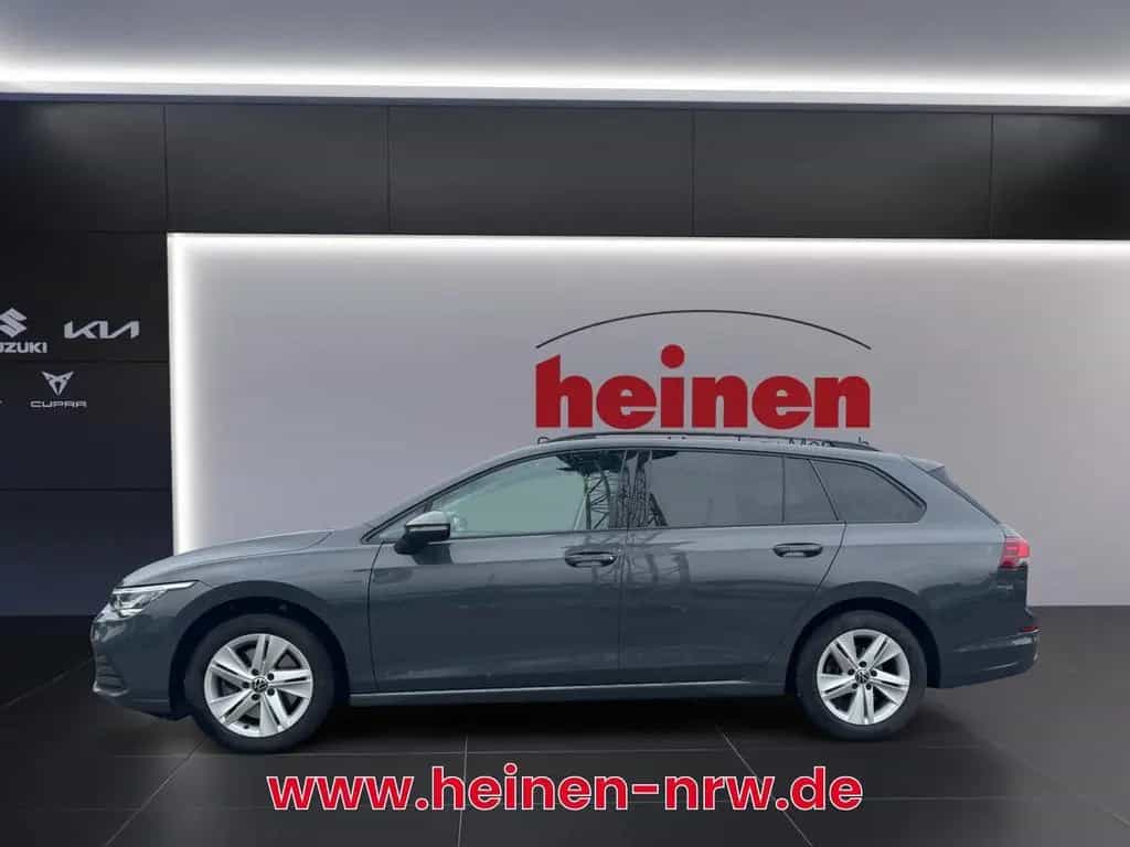 Volkswagen Golf VIII Variant 2.0 TDI Life DSG NAVI LED AHK 08/2021-photo-2