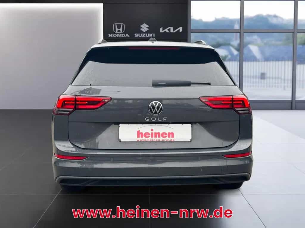 Volkswagen Golf VIII Variant 2.0 TDI Life DSG NAVI LED AHK 08/2021-photo-4