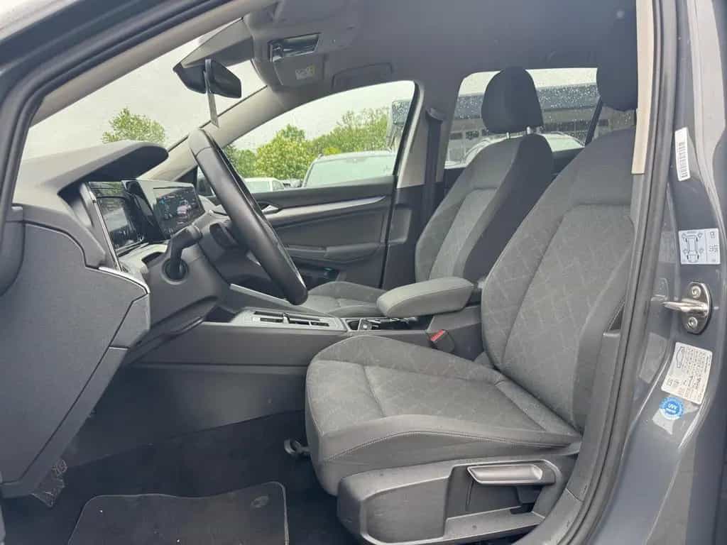 Volkswagen Golf VIII Variant 2.0 TDI Life DSG NAVI LED AHK 08/2021-photo-5