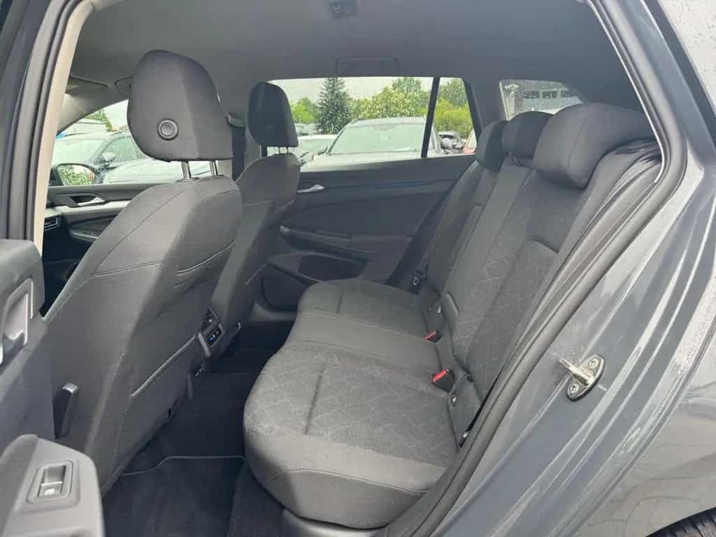 Volkswagen Golf VIII Variant 2.0 TDI Life DSG NAVI LED AHK 08/2021-photo-6