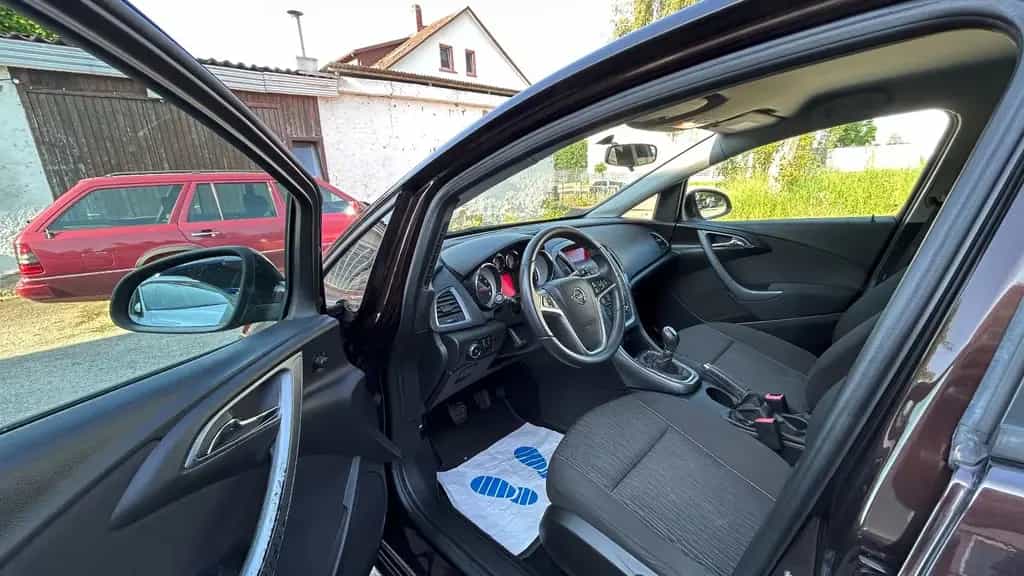 Opel Astra J 1.4 Turbo 2.Hand 10/2014-photo-10