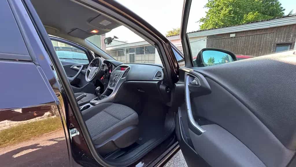 Opel Astra J 1.4 Turbo 2.Hand 10/2014-photo-16