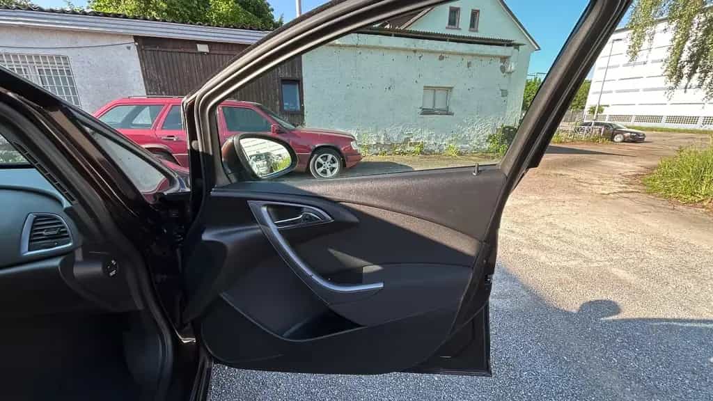 Opel Astra J 1.4 Turbo 2.Hand 10/2014-photo-17