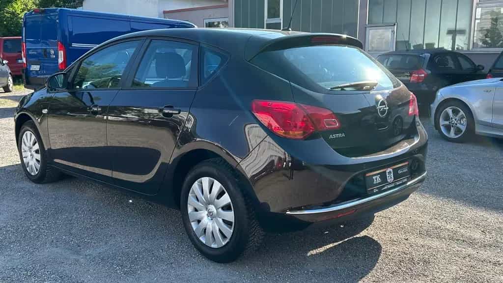 Opel Astra J 1.4 Turbo 2.Hand 10/2014-photo-7