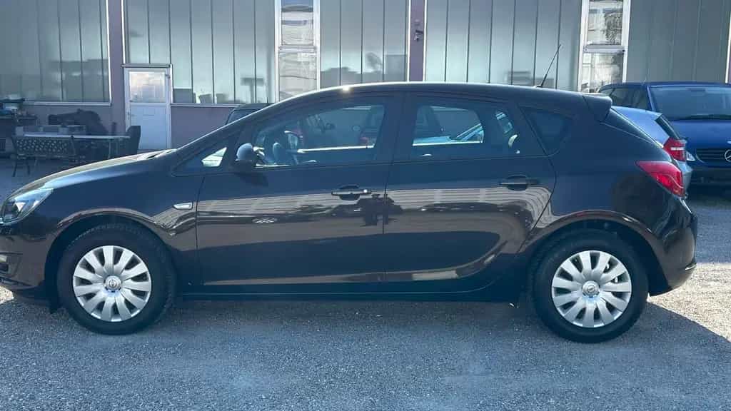 Opel Astra J 1.4 Turbo 2.Hand 10/2014-photo-8