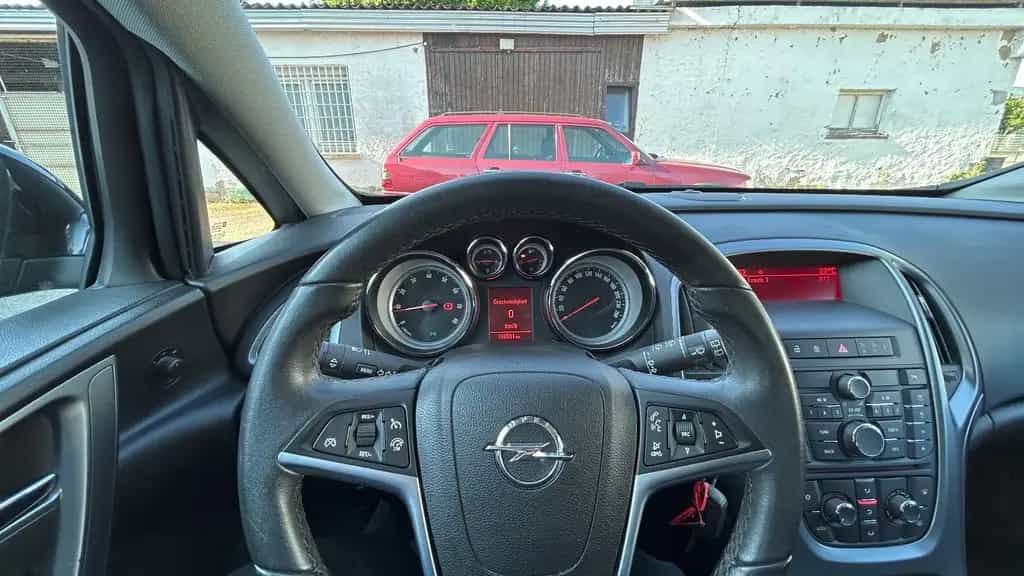 Opel Astra J 1.4 Turbo 2.Hand 10/2014-photo-9