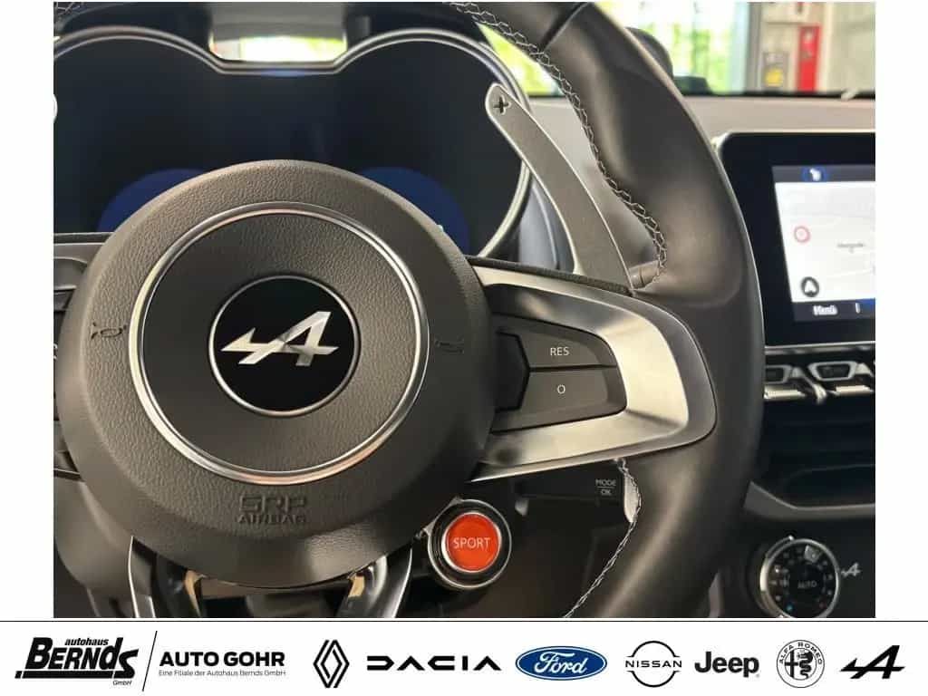 Alpine A110 GT Carbon Kamera Focal HiFi Noir Profond 02/2024-photo-13