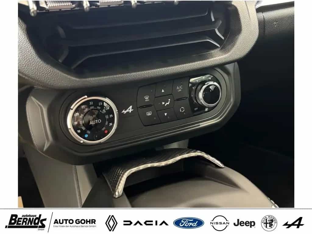 Alpine A110 GT Carbon Kamera Focal HiFi Noir Profond 02/2024-photo-17
