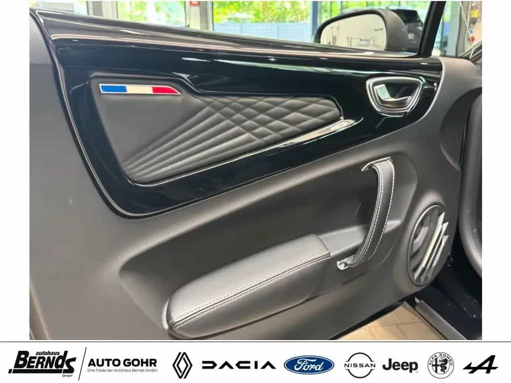 Alpine A110 GT Carbon Kamera Focal HiFi Noir Profond 02/2024-photo-24
