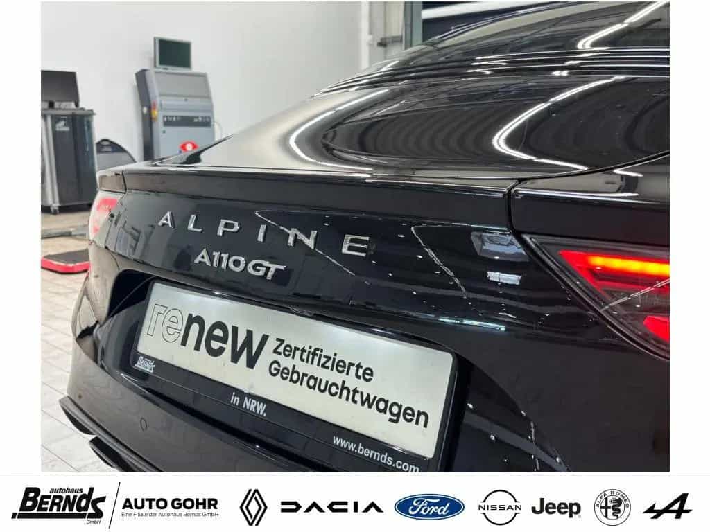 Alpine A110 GT Carbon Kamera Focal HiFi Noir Profond 02/2024-photo-25