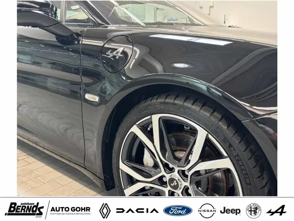 Alpine A110 GT Carbon Kamera Focal HiFi Noir Profond 02/2024-photo-26