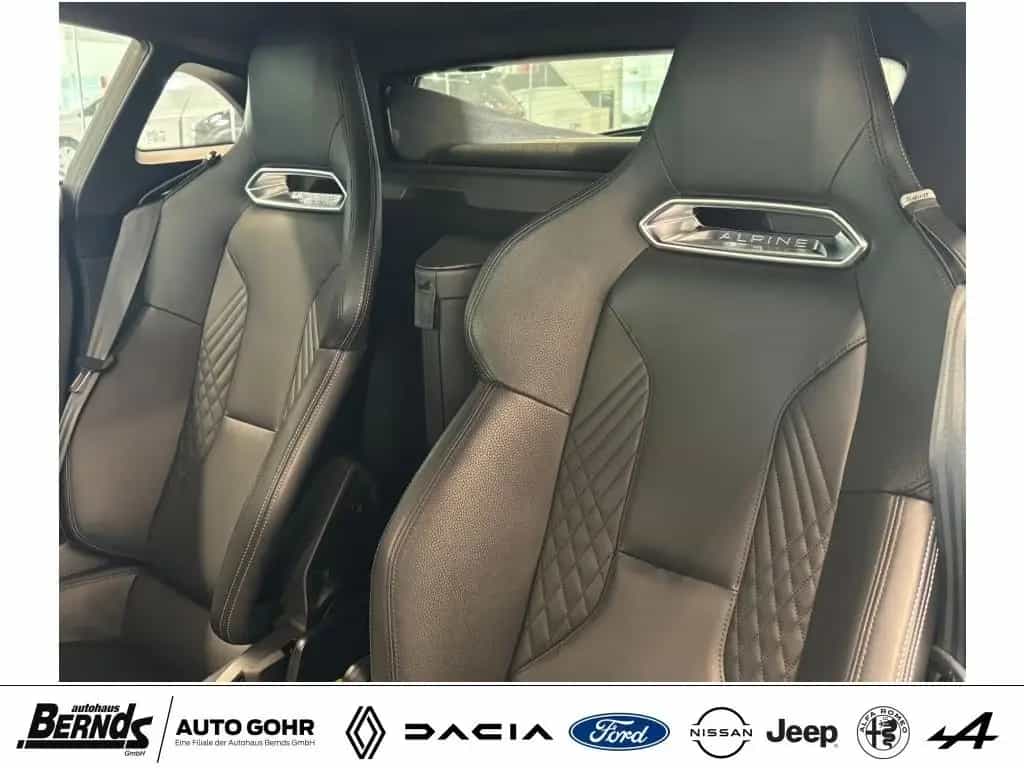 Alpine A110 GT Carbon Kamera Focal HiFi Noir Profond 02/2024-photo-8