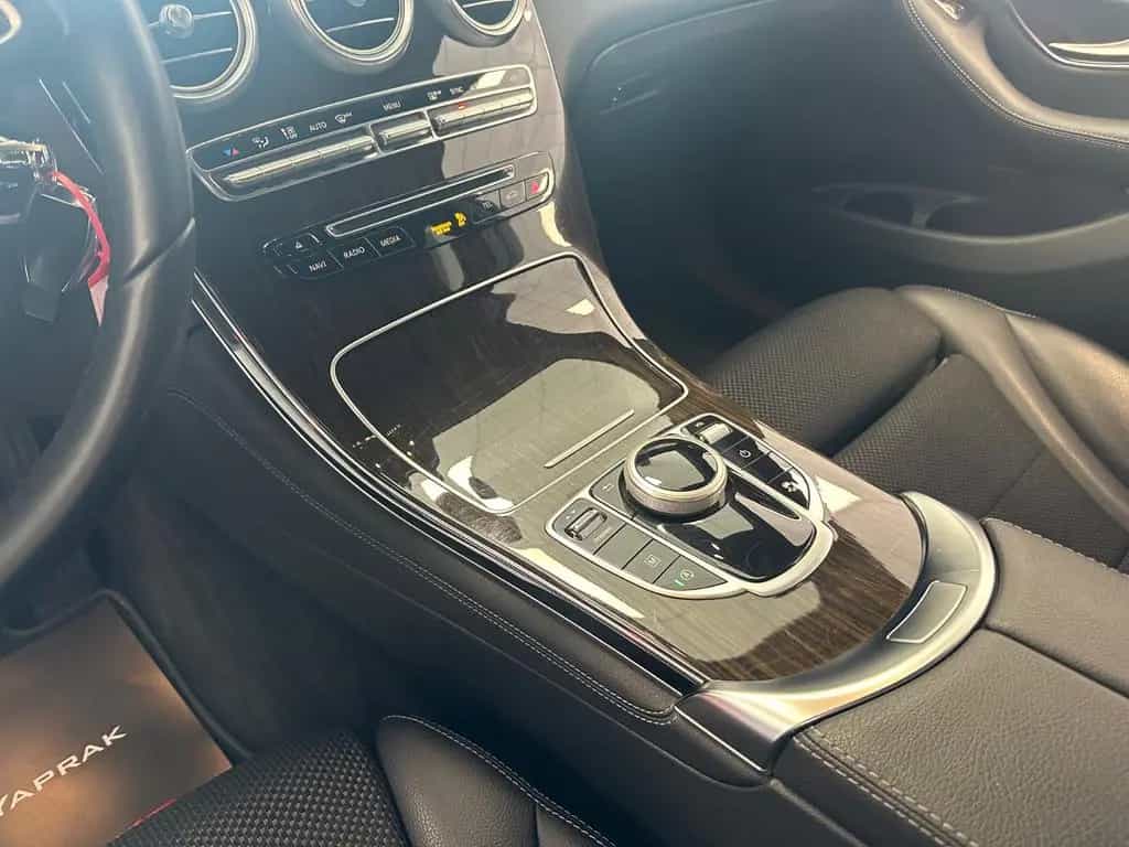 Mercedes-Benz GLC 220 d Exclusive 4Matic|AHK|HUD|LED|+Service+ 09/2015-photo-20