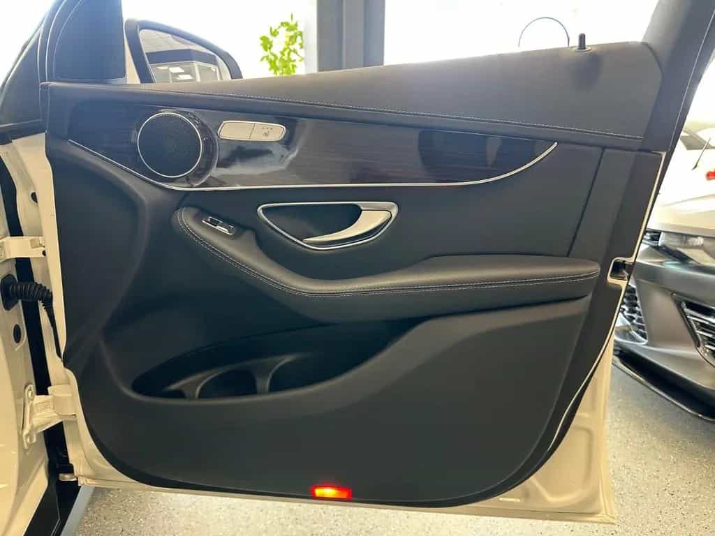 Mercedes-Benz GLC 220 d Exclusive 4Matic|AHK|HUD|LED|+Service+ 09/2015-photo-26