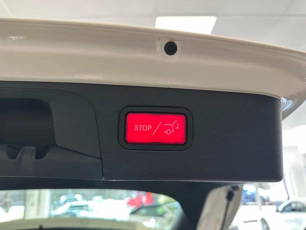 Mercedes-Benz GLC 220 d Exclusive 4Matic|AHK|HUD|LED|+Service+ 09/2015-photo-32