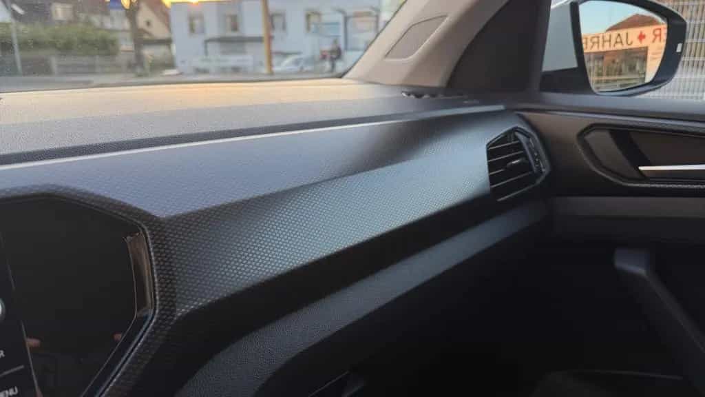 Volkswagen T-Cross Life / incl. Garantie / 2 Jahre HU frei 03/2022-photo-37
