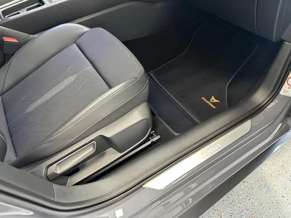 Cupra Leon VZ|Exclusive|APR|19"LM|Beats|Memory|Kam|2HD 06/2022-photo-29