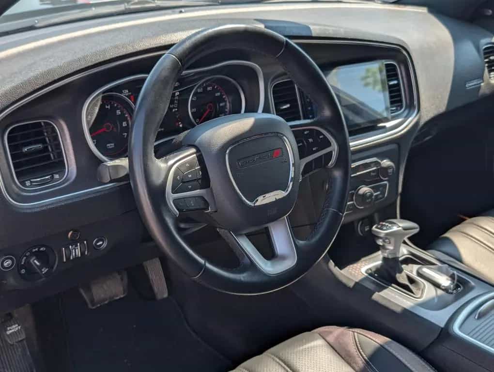 Dodge Charger 3,6l SXT - PLUS*LEDER*KAMERA*GAS-ANLAG*H 10/2017-photo-4