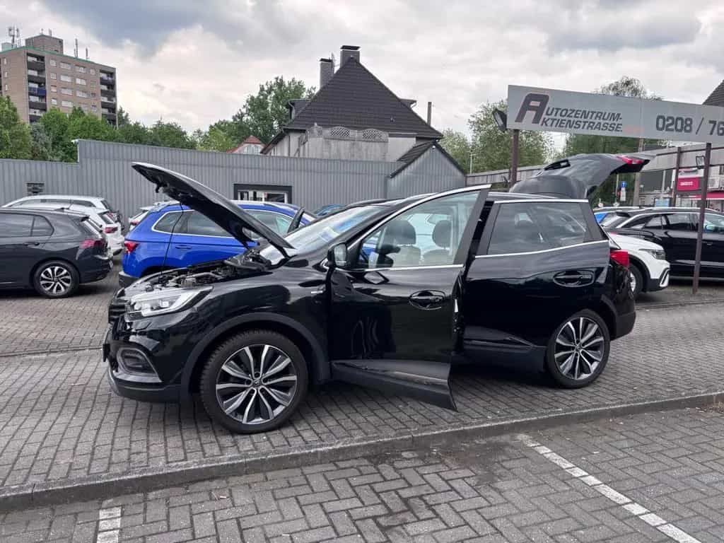 Renault Kadjar Bose Edition 1.Hd.Sitzh. Navi LED AHK 09/2019-photo-12