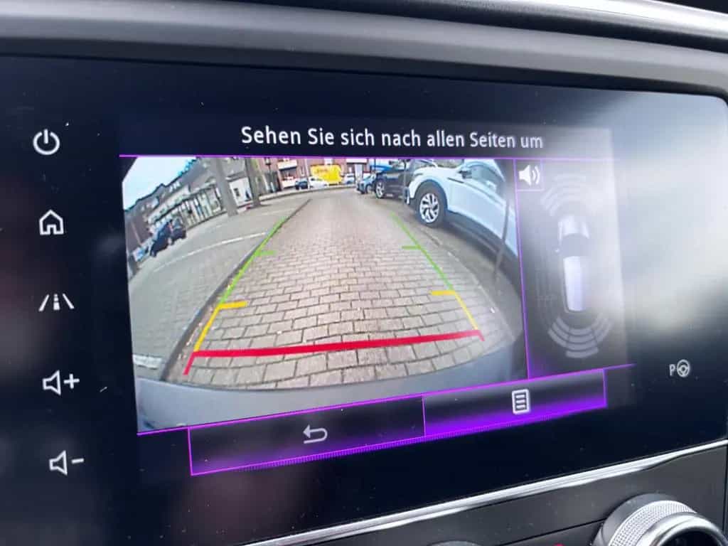 Renault Kadjar Bose Edition 1.Hd.Sitzh. Navi LED AHK 09/2019-photo-19