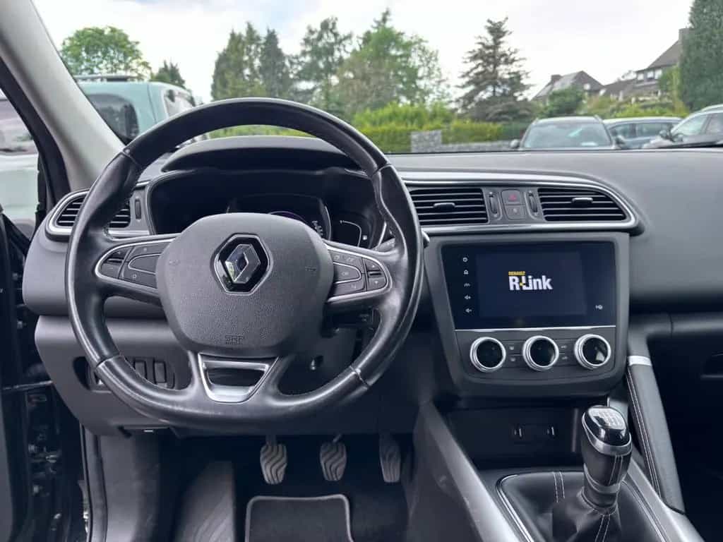 Renault Kadjar Bose Edition 1.Hd.Sitzh. Navi LED AHK 09/2019-photo-6