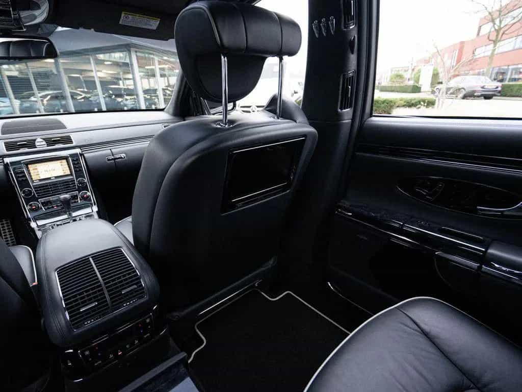 Maybach 57 6.0 V12 S 09/2008-photo-25