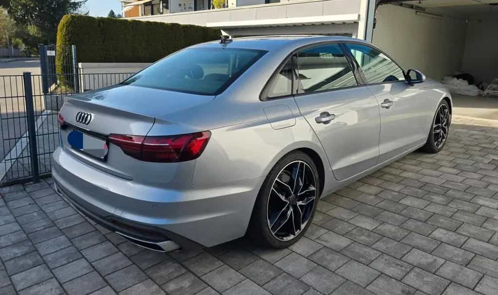 Audi A4 35 TFSI S tronic - 04/2021-photo-3