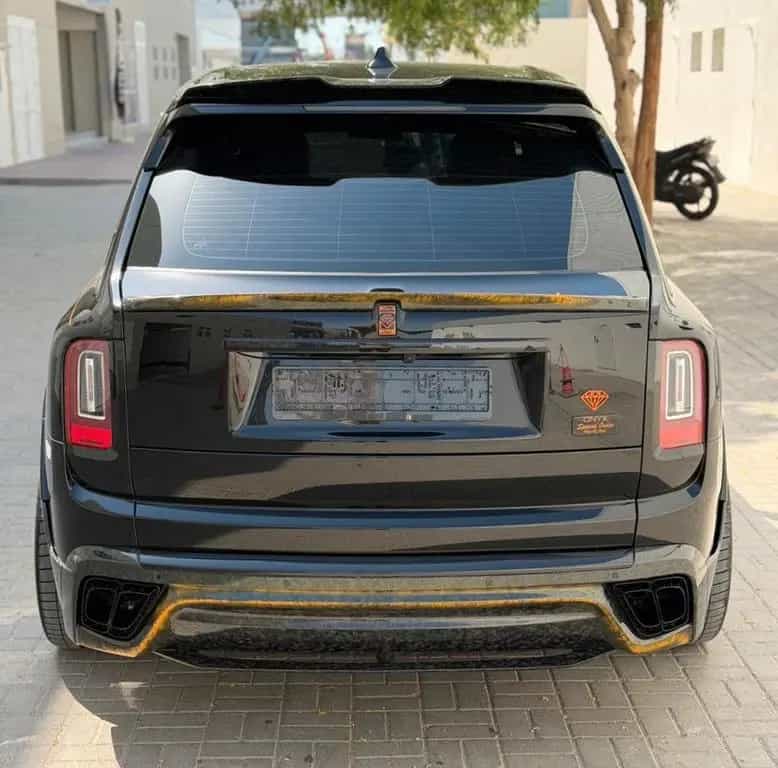 Rolls-Royce Cullinan Neev Edition Onyx Concept null-photo-8