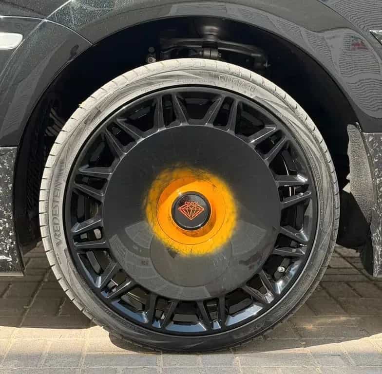 Rolls-Royce Cullinan Neev Edition Onyx Concept null-photo-9