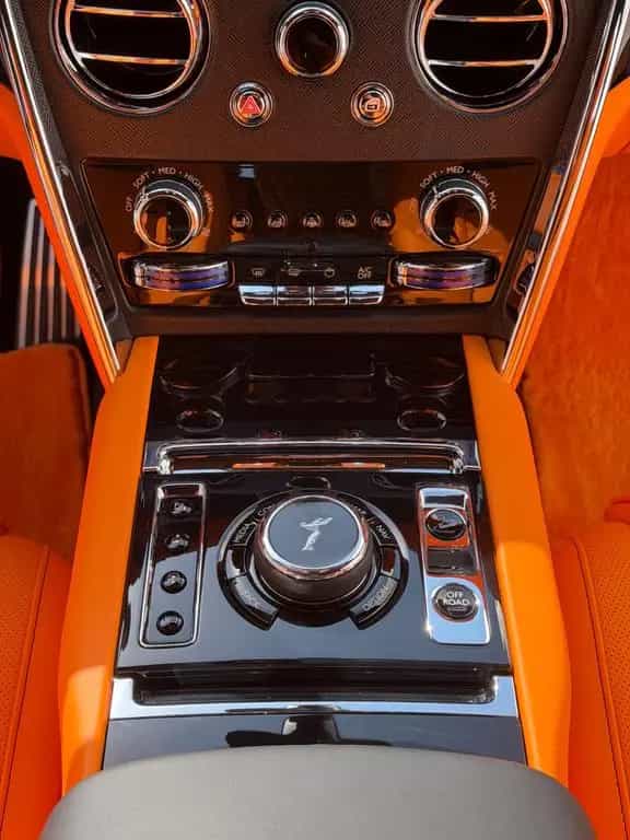 Rolls-Royce Cullinan Onyx Concept null-photo-27