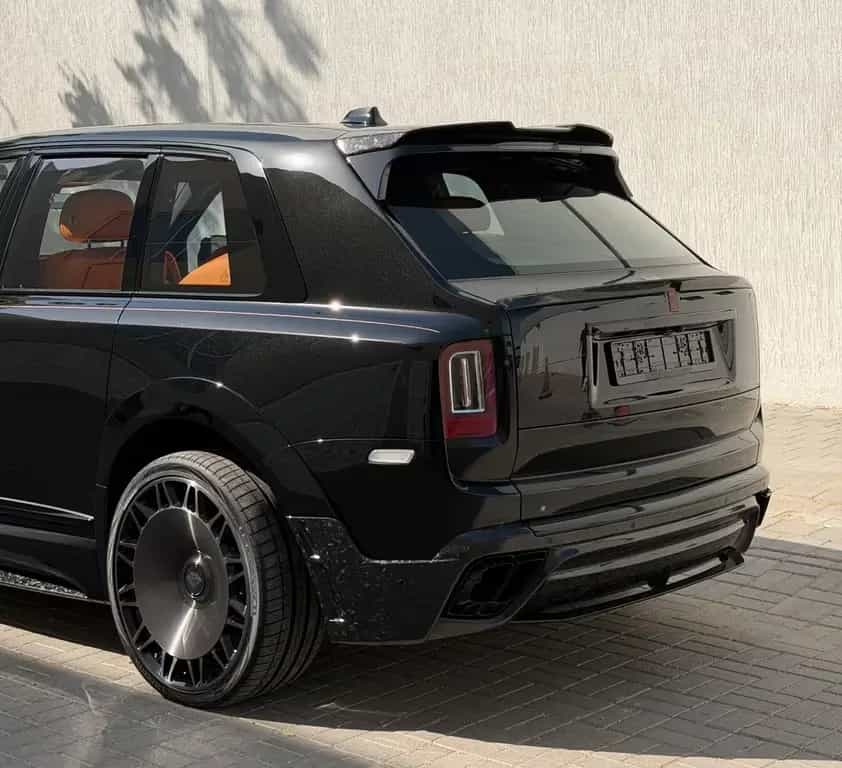Rolls-Royce Cullinan Onyx Concept null-photo-5
