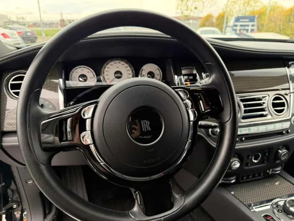 Rolls-Royce Ghost Black Badge FULL wie NEU 1 Hand TOP Sofort 07/2017-photo-14