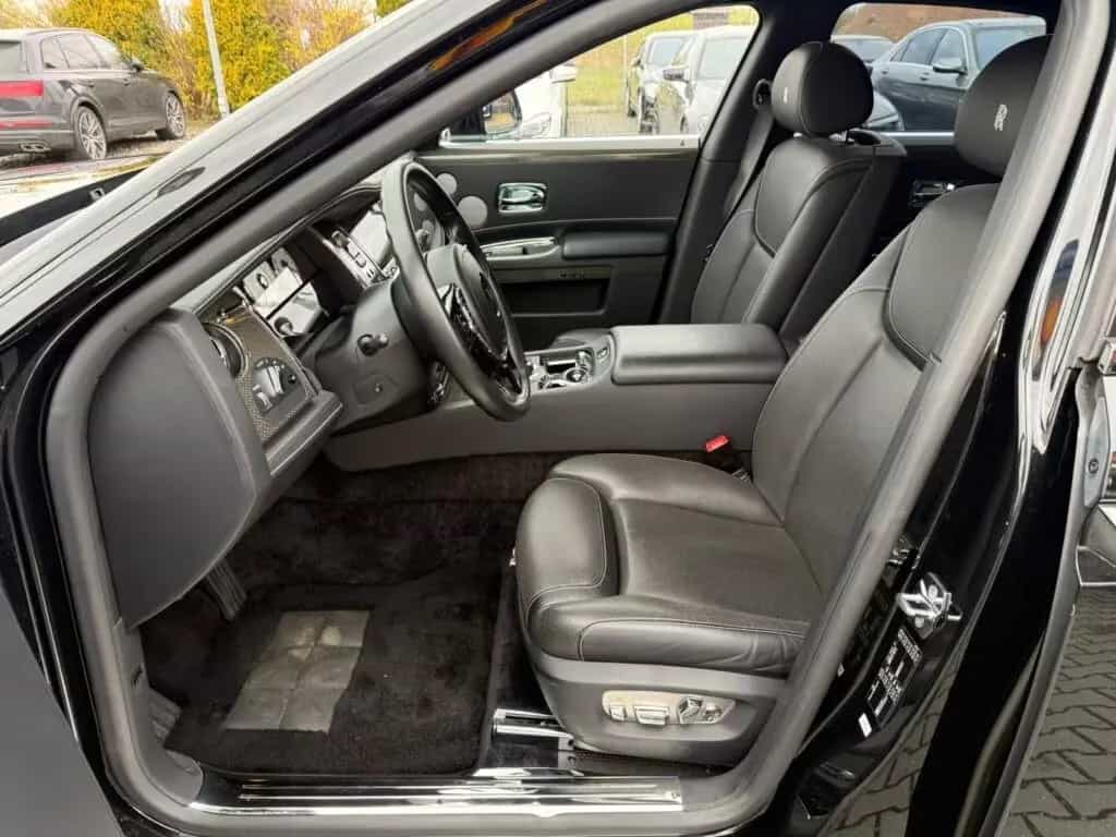 Rolls-Royce Ghost Black Badge FULL wie NEU 1 Hand TOP Sofort 07/2017-photo-15