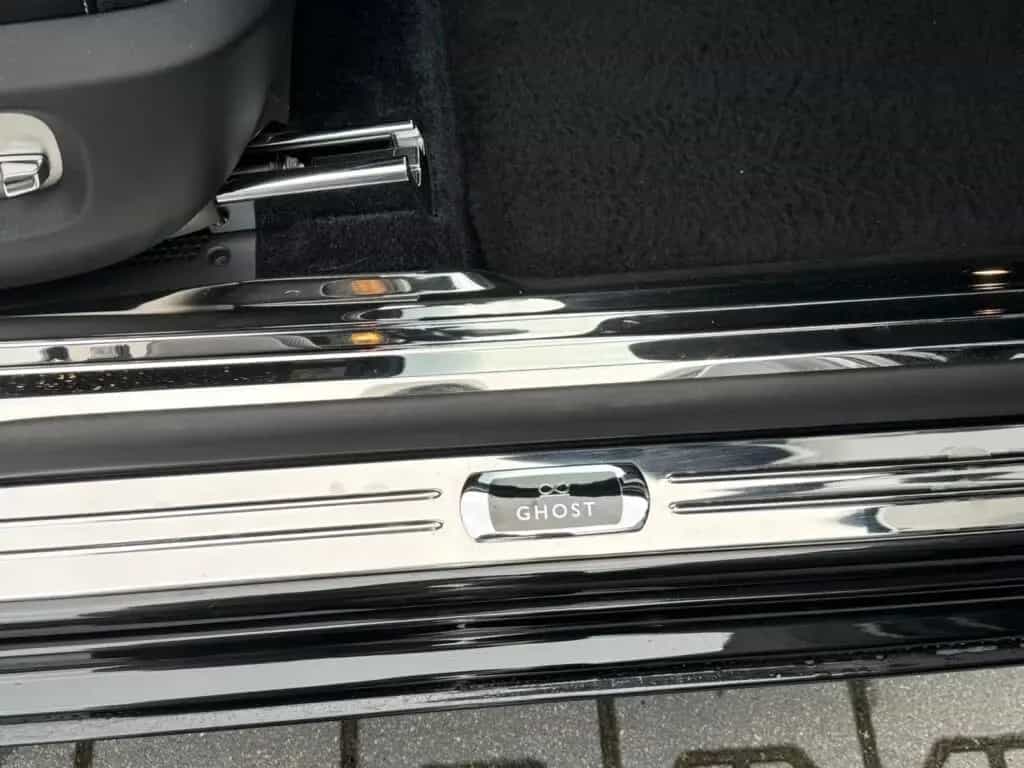 Rolls-Royce Ghost Black Badge FULL wie NEU 1 Hand TOP Sofort 07/2017-photo-28