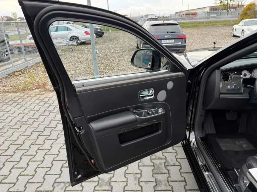Rolls-Royce Ghost Black Badge FULL wie NEU 1 Hand TOP Sofort 07/2017-photo-29