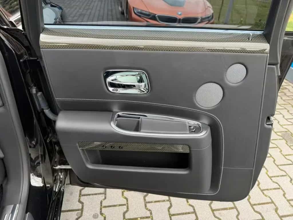Rolls-Royce Ghost Black Badge FULL wie NEU 1 Hand TOP Sofort 07/2017-photo-34