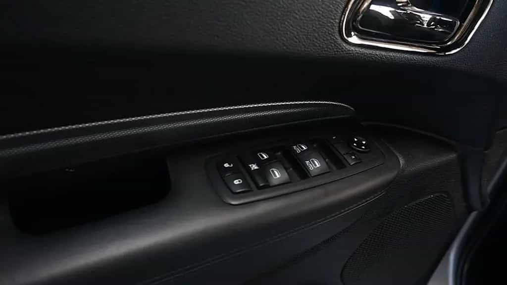Dodge Durango 5.7 R/T*Leder*7.Sitzer*4x4*großes NAVI * 06/2019-photo-24