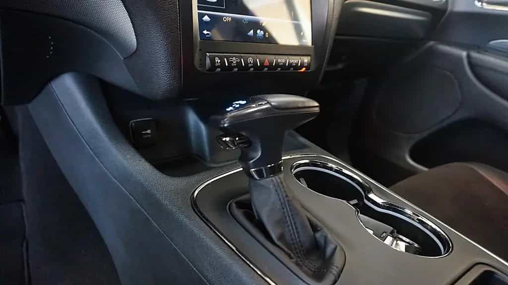 Dodge Durango 5.7 R/T*Leder*7.Sitzer*4x4*großes NAVI * 06/2019-photo-29