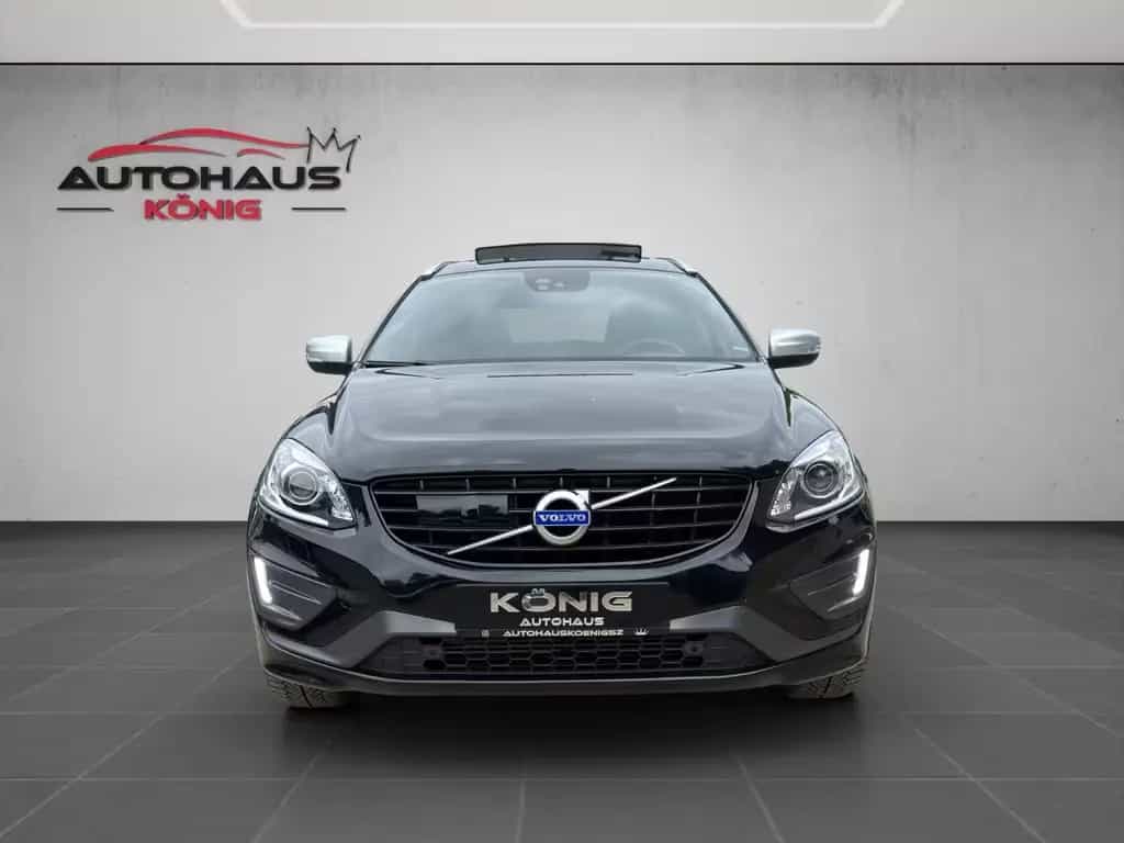 Volvo XC 60 XC60 Momentum AWD R-Design*Pano* 02/2016-photo-2