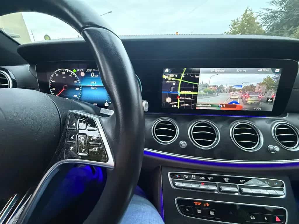 Mercedes-Benz E 400 d 4MATIC T Autom. AMG 04/2021-photo-2