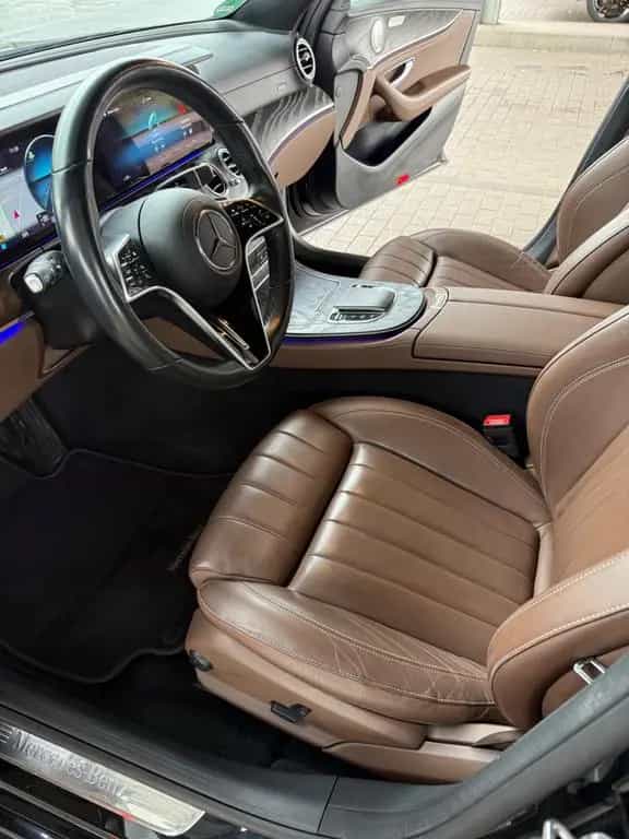 Mercedes-Benz E 400 d 4MATIC T Autom. AMG 04/2021-photo-3