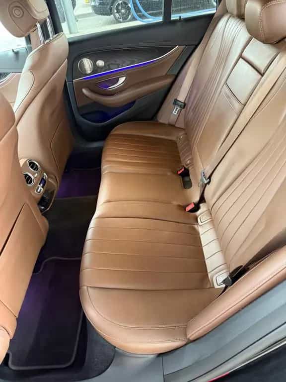 Mercedes-Benz E 400 d 4MATIC T Autom. AMG 04/2021-photo-4
