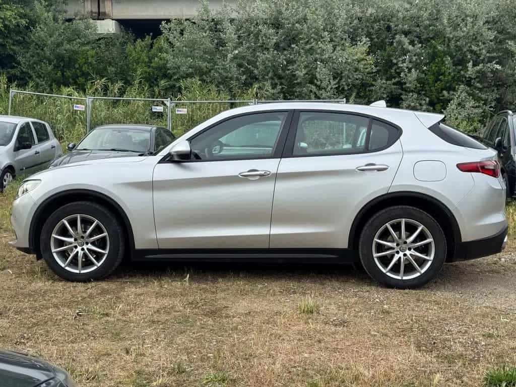 Alfa Romeo Stelvio 2.2 Turbodiesel 210 CV AT8 Q4 03/2019-photo-7