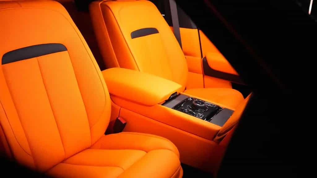 Rolls-Royce Cullinan Series II null-photo-13