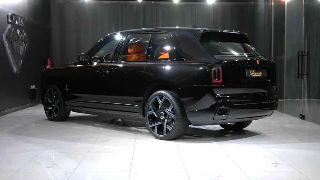 Rolls-Royce Cullinan Series II null-photo-5