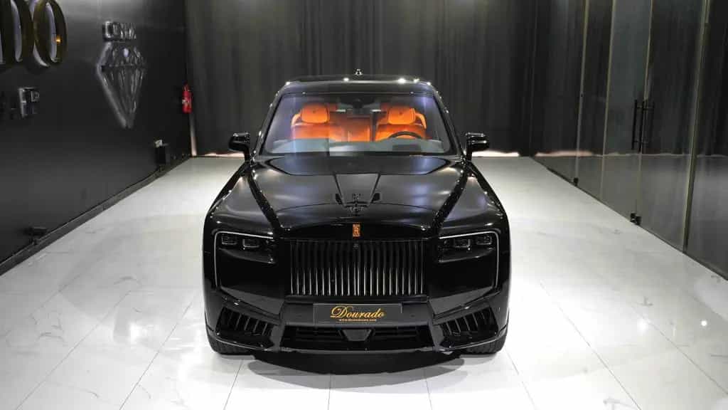 Rolls-Royce Cullinan Series II null-photo-8