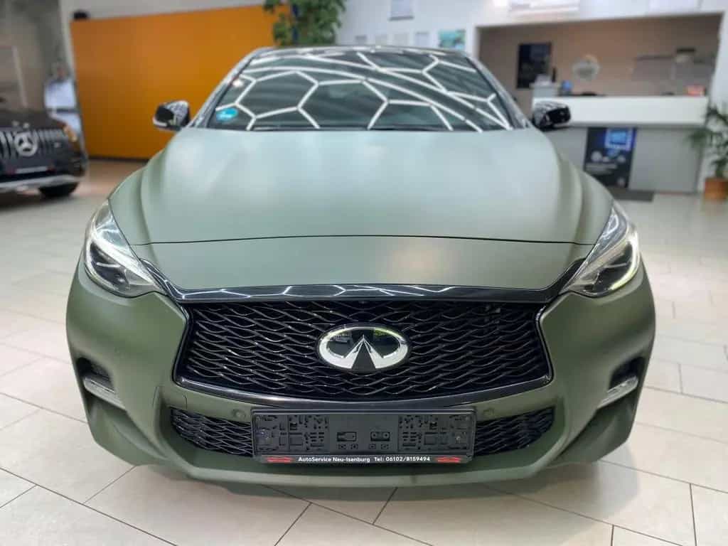 Infiniti Q30 2.2d City Black Edition AWD Leder Pano Navi RueF 05/2016-photo-1