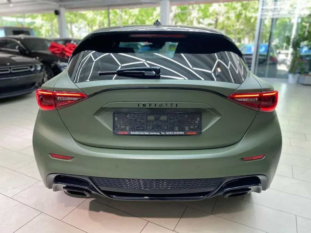 Infiniti Q30 2.2d City Black Edition AWD Leder Pano Navi RueF 05/2016-photo-5