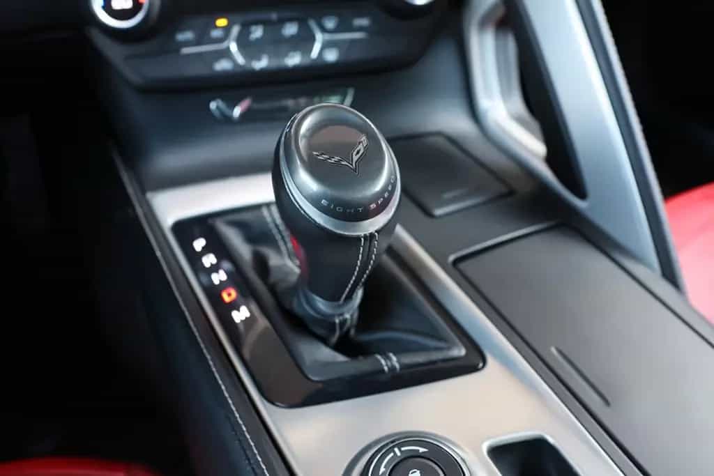 Corvette C7 6.2 V8 Stingray Targa/BOSÈ/CarPlay/Kamera/R19 10/2016-photo-28