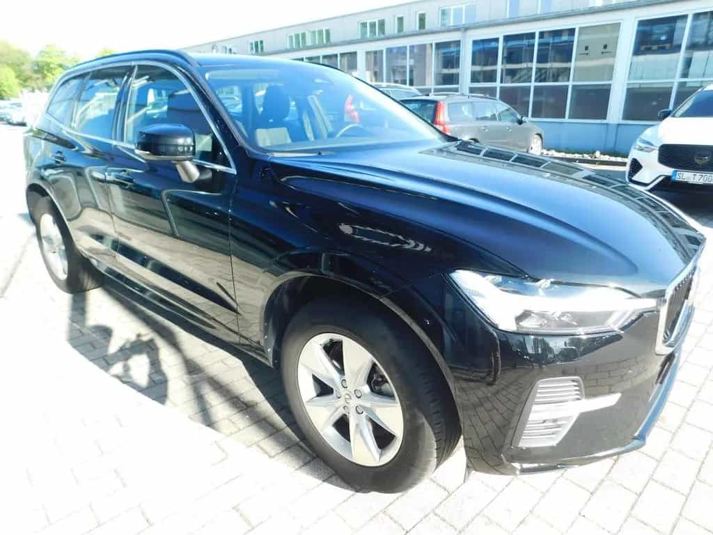 Volvo XC60 B4 D Core 01/2023-photo-6